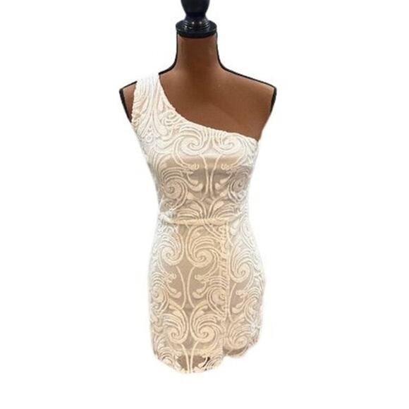 Lulus Madina White Sequin One-Shoulder Bodycon Mini Dress – Size Small - Picture 2 of 13
